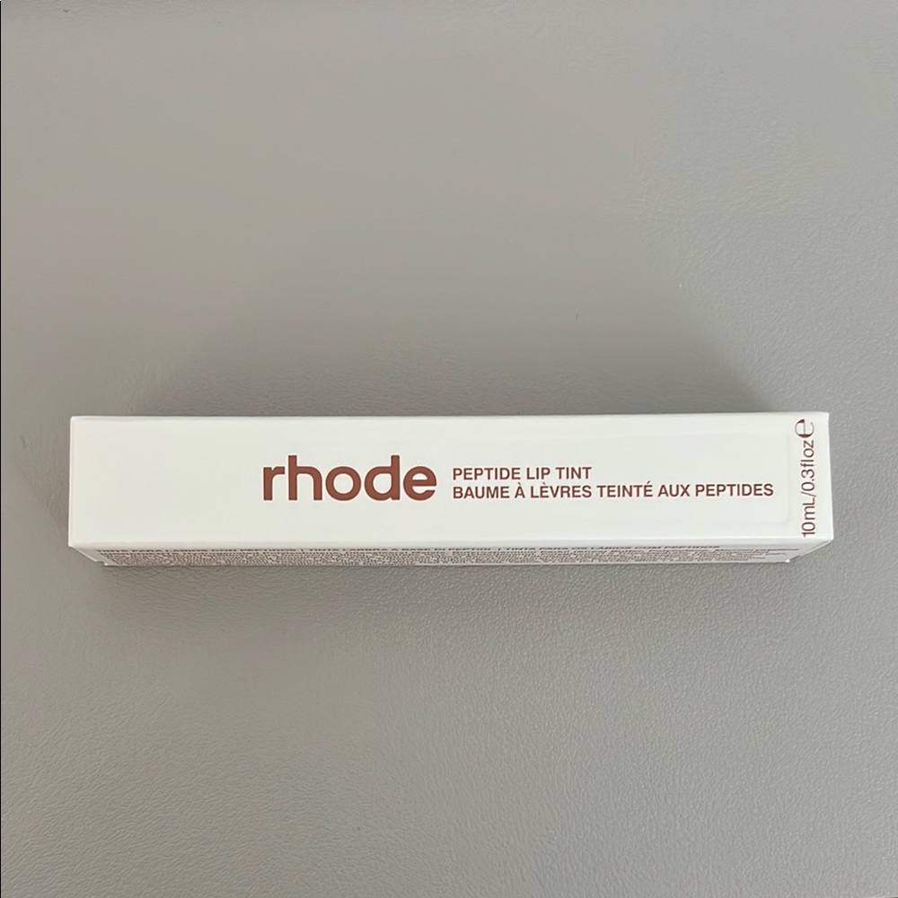 Rhode Cinnamon Roll Peptide Lip
